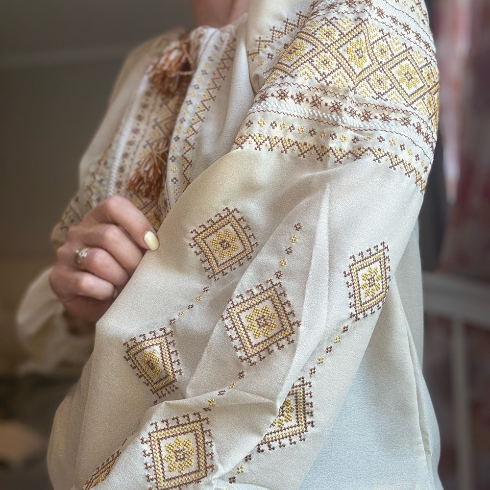 Embroidered Cream Boho Peasant Blouse - Picture 9 of 11